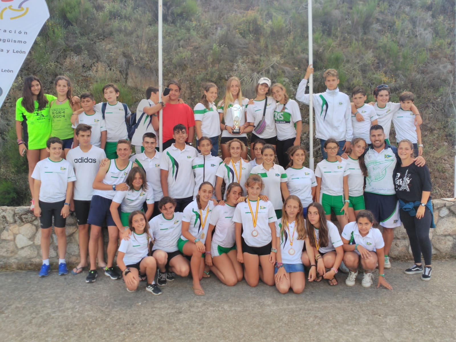 Equipo de Jóvenes Promesas infantil.jpg